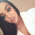 Keri Mayes's Instagram, Twitter & Facebook