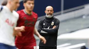 Nuno prepares his side for monday's home clash with crystal palace admitting life in lockdown is taking its toll. Nuno Espirito Santo Leaves A Wolf In Tottenham S Rink Eminetra Canada