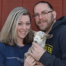 St Patricks Day Pass the Prize, Printable St Patricks Pass the Parcel Game,  St. Patrick's Day Party Game, St Patty's Day Game, Pass the Gift