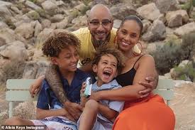 Here are 10 great movies about drug addiction. Alicia Keys Reveals Her Destined Path To Prostitution And Drug Addiction In Dazzling Interview Fr24 News English