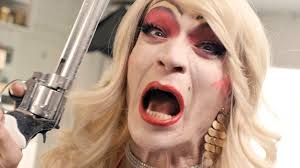 Carlotta Moore -aiheiset jutut