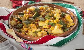 Calabacitas Guisadas Con Elote Amarillo Enrique Fleischmann