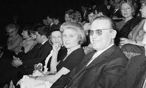 She was the voice of olivia de havilland (in most of her films), sylvia sidney , judy garland , donna reed and esther williams , among others. Lodxa2lo8uj2jm
