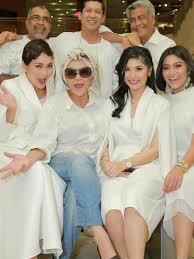 In these page, we in addition to have variety of images reachable. Gandingan Fasha Sandha Siti Elizad Dan Zarul Husin Dalam Syurga Yang Kedua Kaw Rojak Daily