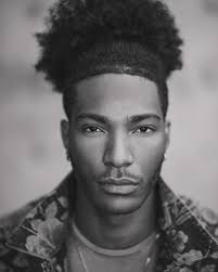 Another look at my favorite collection that I shot from @etro #etrodallas  Styled by @styledbyebonij_ #dallas #dallasphotographer #mensfashion #mens  #menswear #mensdenim #denim #nikon #nikonshooter #nikknwayoflife  #nikonphotography #nikonz6 #malemodel ...