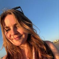 Rebekah Lanier's Instagram, Twitter & Facebook