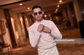 Lagu nukilan hael husaini dan ezra kong ini memaparkan kisah cinta secara menyeluruh dimana menghargai setiap detik indah dalam hidupnya. Hael Husaini Monopoli Ajl35