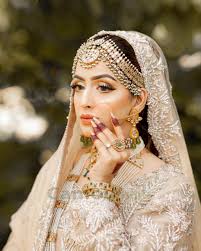 Floral 14k Engraved Ring Sherry Ring