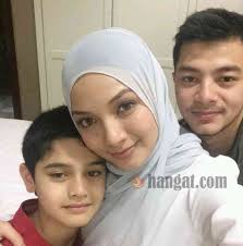 18,790 likes · 63 talking about this. 4 Keluarga Selebriti Malaysia Ini Seperti The Kardashians