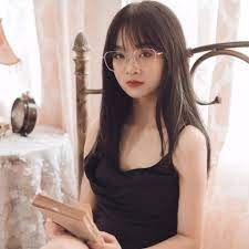 Đều là những nhân vật có sức ảnh hưởng, thay vì cổ xúy cho hành vi xấu trên mxh, nhiều người cho rằng, tiểu hý nên ngăn. Fezsvmjtpzng8m