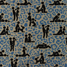 Two folios from a palm leaf manuscript of the kamasutra text (sanskrit, devanagari script). Made By Gluckskafer Baumwolljersey Kamasutra Liebesstellungen Liebe Beige Blau