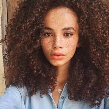 Girl With Curly Hair Freckles Curly Hair Styles Beautiful Curly Hair Curly Girl Hairstyles From wavy strands to the bounciest curls.