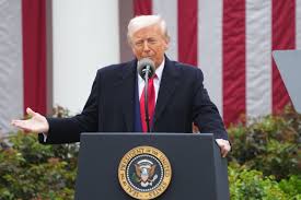 Photo Groenland : Trump prt  offrir 10 000 dollars  chaque habitant ...