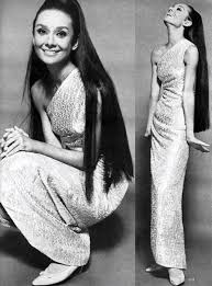 Audrey Hepburn W Long Hair Whoa How Gorgeous Audrey Hepburn Pictures Audrey Hepburn Hepburn Style