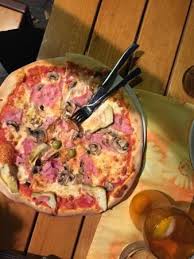 Pizzeria Crocodiles Innsbruck Bekijk 60 Onpartijdige Beoordelingen Van Pizzeria Crocodiles Gewaardeerd Als 4 5 Van 5 Bij Tripadvisor En Innsbruck Restaurant