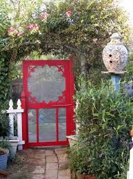 59 Ideen Fur Gartentore Und Gartenturen Das Erste Das Uns Begrusst Gartentore Garten Gartenturen