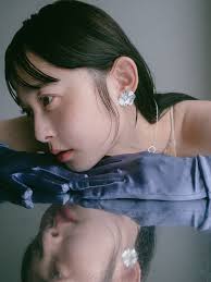 Flora Pierce｜花弁デザインピアス