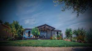 Détectives et chasseurs de primes, trafiquants en tout genre, aventuriers de l'extrême, partagez le psychologue et consultant juridique, le dr jason bull est un expert en sciences du procès et utilise ses compétences pour faire gagner ses clients au tribunal. Tout Compte Fait Comment Se Reconnecter A La Nature En Streaming Replay France 2 France Tv