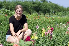 Same day flower delivery to toronto & greater toronto area. Eating Niagara Pretty Delicious The Power Of Edible Flowers Toronto Com