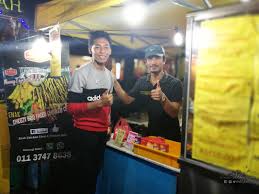 Kan best kalau ada banyak tempat makan yang siapkan playground atau play area. Tempat Makan Sedap Di Saujana Utama Sungai Buloh Lovely Bee