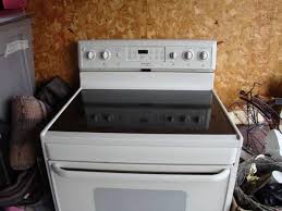 Turn off the breaker to completely disconnect electrical power to . Frigidaire Smooth Top Self Cleaning Convection Oven For Sale In Chambersburg Pennsylvania Classified Americanlisted Com