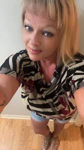 Seven months difference 💪❤️