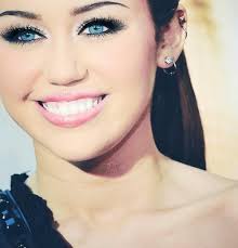 960 x 960 jpeg 81 кб. Blue Eyes And Miley Cyrus Image 449721 On Favim Com