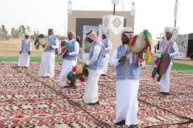 ولم يغفل سوق عكاظ عن خوض الشعراء العرب في كل نسخه من عمر السوق منافسة تحت مسمى جائزة شاعر عكاظ الدولية للشعر العربي الفصيح من هنا موقع سوق عكاظ يُدرك الزائر المتتبع للتاريخ بأن هذه التظاهرة الثقافية باتت بمثابة مجمعاً لغوياً للعديد من اللهجات. Ø¯Ø§Ø±Ø© Ø§Ù„Ù…Ù„Ùƒ Ø¹Ø¨Ø¯Ø§Ù„Ø¹Ø²ÙŠØ² ØªØ´Ø§Ø±Ùƒ ÙÙŠ Ø³ÙˆÙ‚ Ø¹ÙƒØ§Ø¸ 12 Ø¨Ø§Ù„Ø¹Ø±Ø¶Ø© Ø§Ù„Ø³Ø¹ÙˆØ¯ÙŠØ©