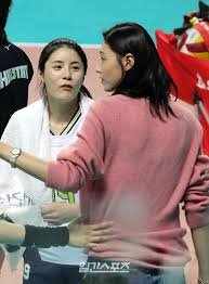 김연경(32)이 29일 경기도 용인 흥국생명 연수원에서 열린 흥국생명 훈련. êµ­ëŒ€ í˜¸í¡ ì—°ê²½ ë‹¤ì˜ ê·¸ë¦¬ê³  ìž¬ì˜ ê³µì¡´ë„ ê¸ì • ì „ë§ ì¤'ì•™ì¼ë³´