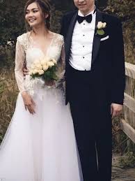 Tunangan adalah salah satu momen membahagiakan dalam kehidupan seseorang. Gaun Pengantin Kristen Warna Putih Info Kece