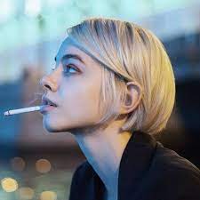 Shared By Tata Find Images And Videos About Tumblr Grunge And Indie On We Heart It The App To Get Lost In W Short Hair Styles Hair Styles Short Blonde Hair