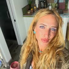 𝔹𝕪𝕟𝕒𝕪 • Lifestyle Mentor and Quantum Human Potential Strategist  (@bestbodybybynay_) • Instagram photos and videos