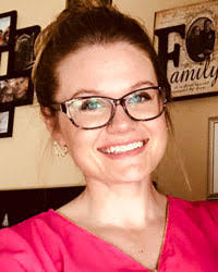 Heather Redwine's Instagram, Twitter & Facebook