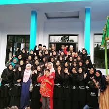 Dibawah naungan yayasan gerbang dayaku pp miftahul ulum sebulu berikut profil singgkat mts miftahul ulum sebulu : Smp Miftahul Khoer Boarding School Home Facebook