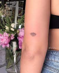 Meaningful Small Tattoos For Women Simple Small Tattoo Ideas Tattoos Meaningful Tattoos For Women Trendy Tattoos