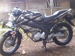 30+ foto modifikasi motor yamaha vixion terbaik dan via modifikasimotorz.com. Modifikasi Vixion Old Jari Jari Tapak Lebar Terbaik Dan Terupdate Klobot Modif