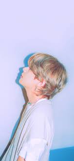 Bts V Dynamite Teaser Photo Wallpaper Lockscreen Edit Di 2020 Orang Lucu Lucu Sangat Lucu