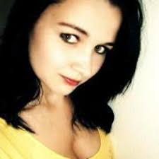 Kristin Heinrich's Instagram, Twitter & Facebook