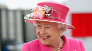 Картинки по запросу королева великобритании упала