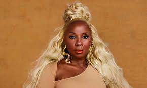 Simple blow drying with your hands and a few spritzs of spray will give you a hairstyle all day long. Mary J Blige Talks Navigating Self Love On Health Mag October 2020 Issue