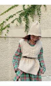 How to knit a crown hat | teomakes subtract the length of the crown shaping from your desired hat length and this will give you the length to knit to before the shaping begins. Stylenanda Gathered Crown Knit Hat Beige Women S Fashion Watches Accessories Hats Beanies On Carousell