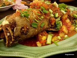 Ikan masak 3 rasa oleh: Sara Thai Kitchen Jalan Teluk Sisek Kuantan The Garden Nom