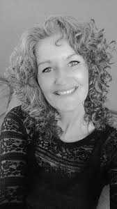 Flashback) "Lilies of the Valley" Akiane Kramarik, 2015 https://akiane.com