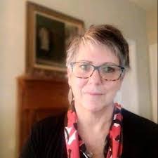 Eileen Guan's Instagram, Twitter & Facebook