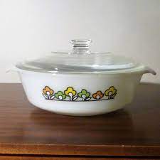 Anchor glass bakeware is tempered for maximum. Vintage 1960s Anchor Hocking Fire King Summerfield Pattern 1 1 2 Qt Round Casserole Dish With Glass Lid 437 Flower Casserole Dishes Fire King Summerfield