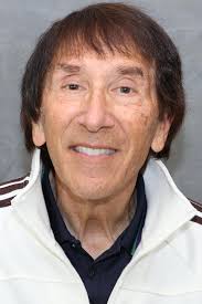 Evie's Christmas Gift (Short 2018)