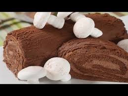 You Ll Want To Make This Yule Log Or Buche De Noel For Christmas It Fills A Chocolate Sponge With Chocolate Yule Log Recipe Chocolate Yule Log Recipe Yule Log