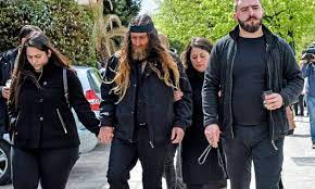 13ος δρομοσ θυσιασ δημου ηρωικησ πολησ ναουσασ; Sygklonizei O Pateras Giakoymakh O Baggelhs Mporei Na Mhn Milhse Alla H Siwph Toy Akoysthke Pantoy Newsbomb Eidhseis News