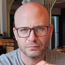 Where can I get my phone screen Google Pixel 7Pro repaired in Bangkok?