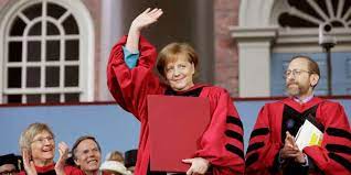 Free online courses from harvard university. Harvard University Angela Merkel Bekommt Den Ehrendoktor
